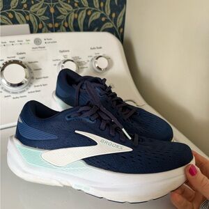 Brooks Ghost Max 3 Running Shoes